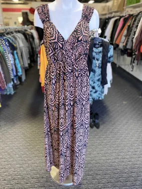 Attention maxi dress XL