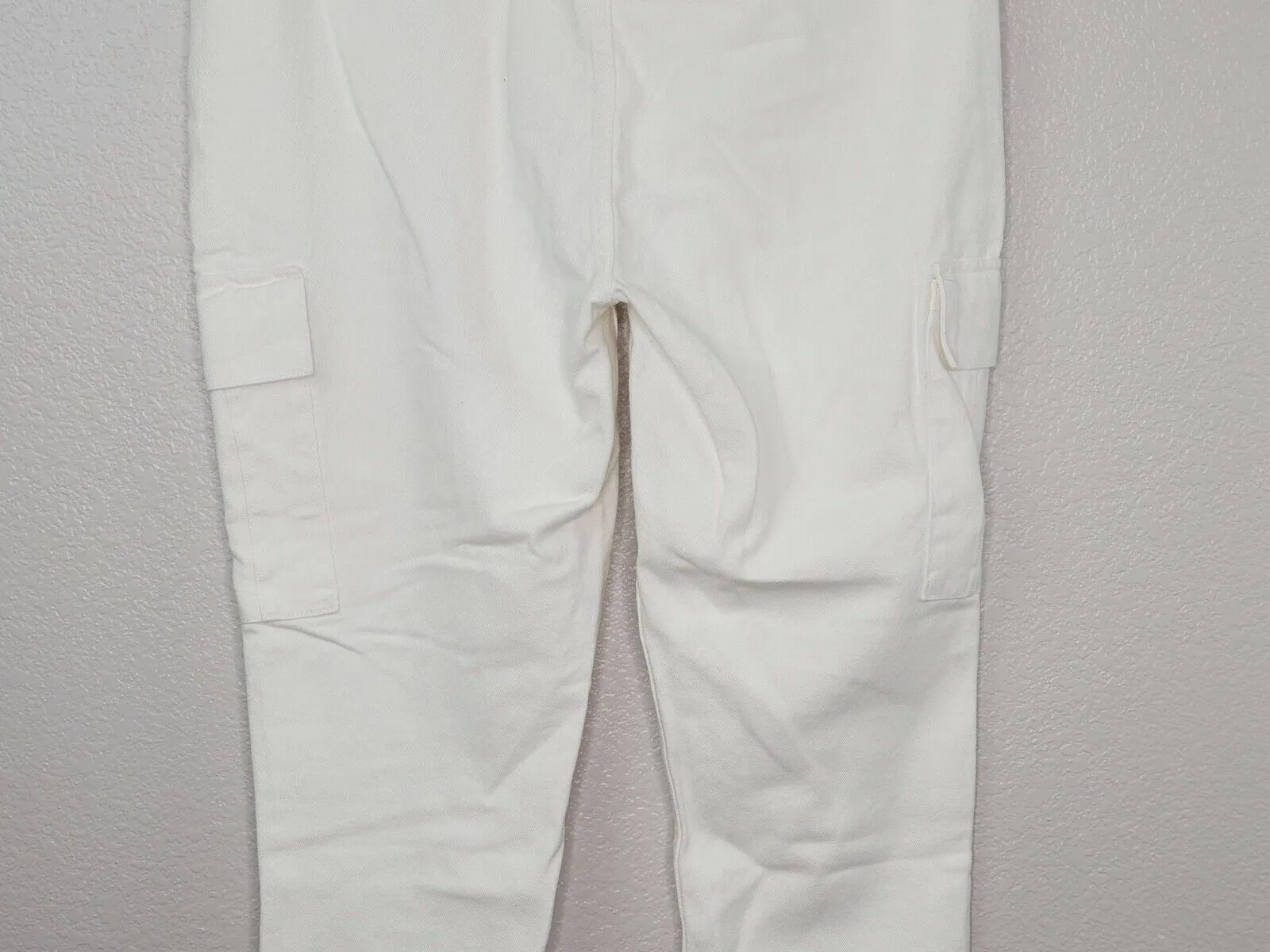 PacSun L.A. Women's Off White High Rise Relaxed Fit Cargo Jeans Size 32