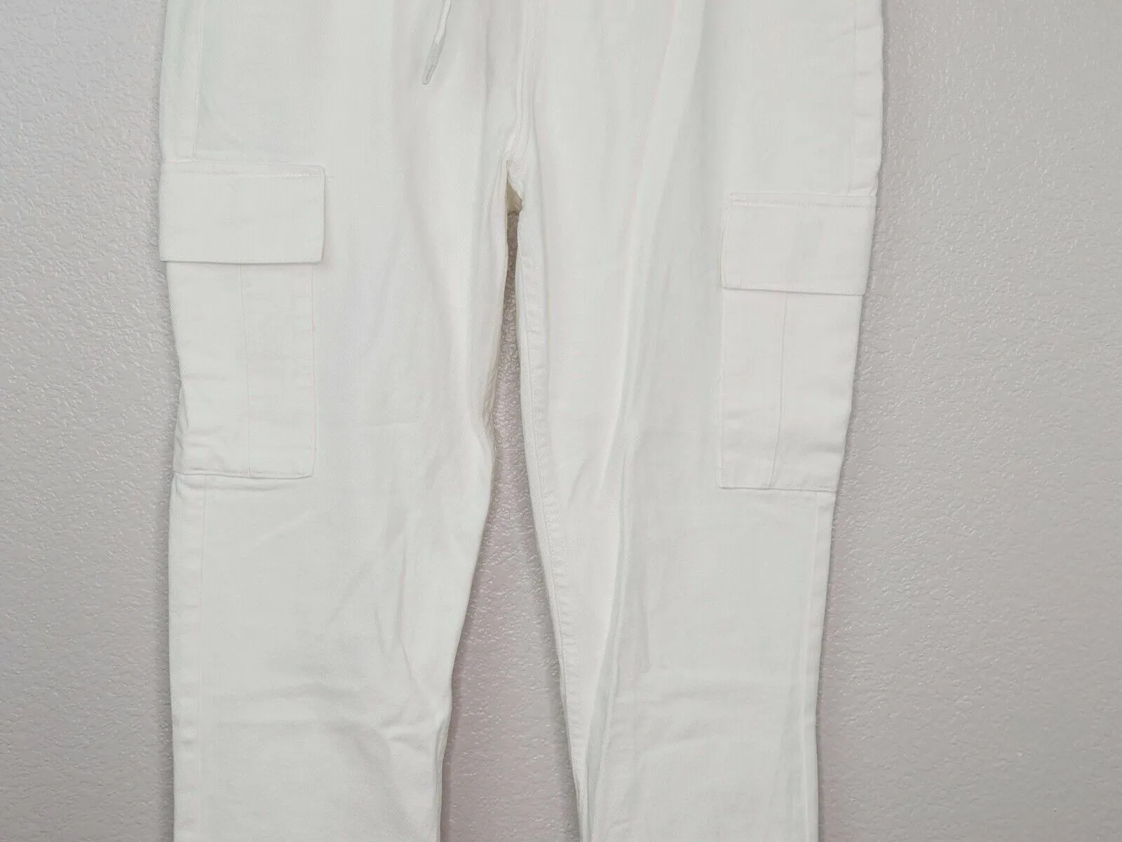 PacSun L.A. Women's Off White High Rise Relaxed Fit Cargo Jeans Size 32