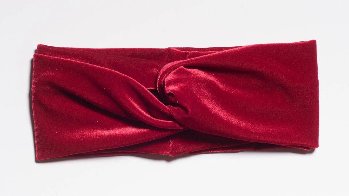 Scarlet Siren Velvet Turban